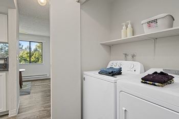 Washer dryer in unit